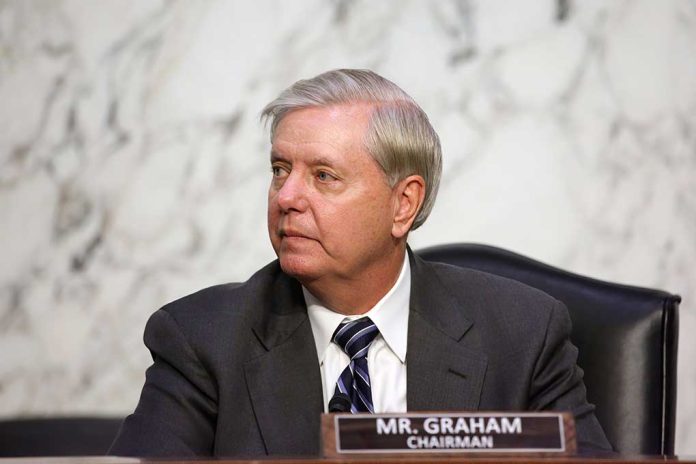 Lindsey Graham Wants Putin Assassinated, in Reckless Statement