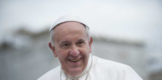 Pope Francis Issues New Decree Allowing Women to Lead Vatican Departments