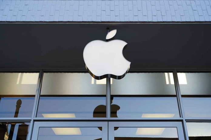 Feds Blow Lid Off Key Apple Monopoly Case