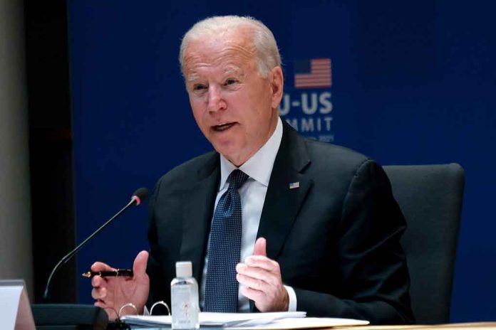 Biden Faces Blame for US Bank Collapse, Reports Show