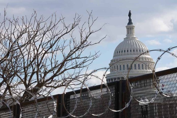 White House, Fence