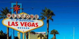 Welcome to Fabulous Las Vegas sign, daytime.