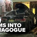 Car SLAMS NYC Synagogue Doors Police probe possible hate crime after car rams into NYC